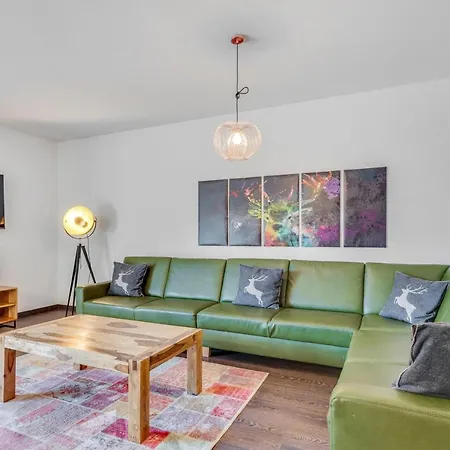 Stanton Apartment
